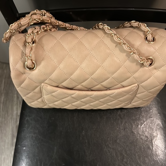 Crossbody bag with multiple functions - Picture 5 of 5